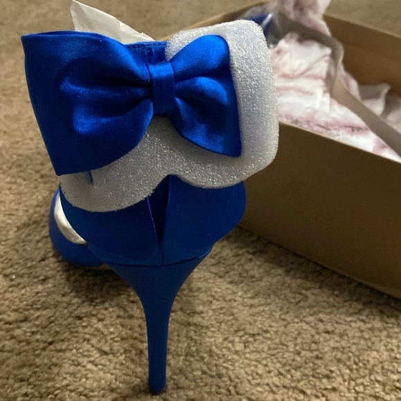 Brand NEW Jessica Simpson Cobalt / Royal Blue Polla Pumps, still in the box! - Picture 2 of 4